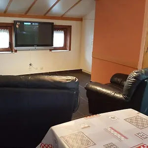 Ruim Vakantiehuisje In - 6 Pers - Tuin Vakantiehuis